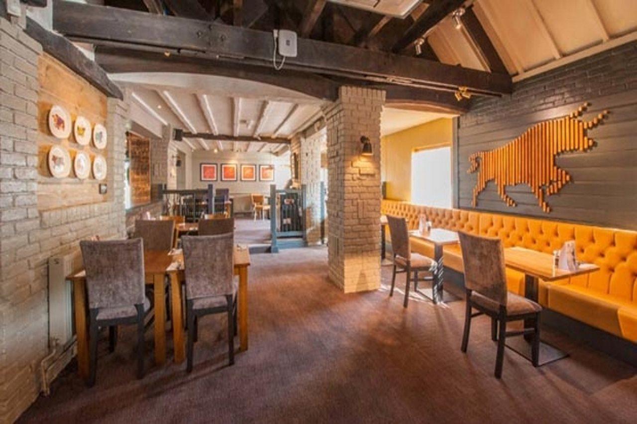 Premier Inn Gloucester Buitenkant foto